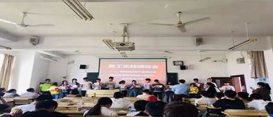 電商專業(yè)校企合作網(wǎng)店美工實(shí)踐頒獎會暨計(jì)算機(jī)軟硬件應(yīng)用展示